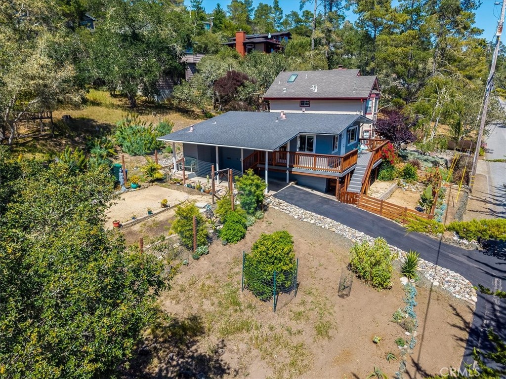 1520 Astor Ave, Cambria, CA 93428