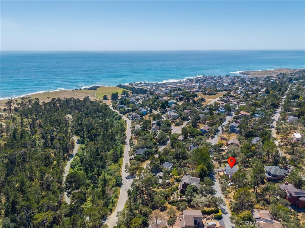 1520 Astor Ave, Cambria, CA 93428