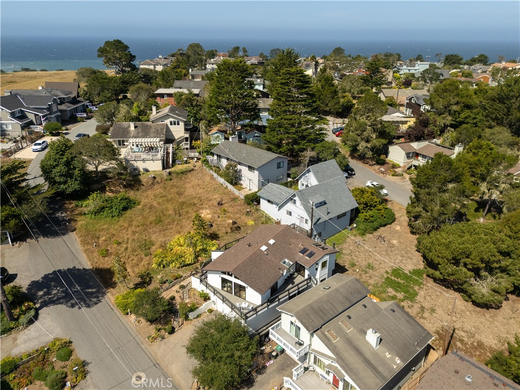 675 Huntington, Cambria, CA 93428
