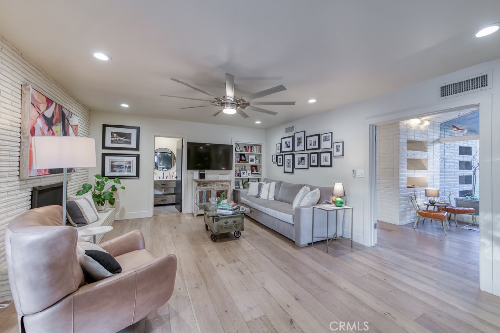 5385 N Van Ness Blvd, Fresno, CA 93711