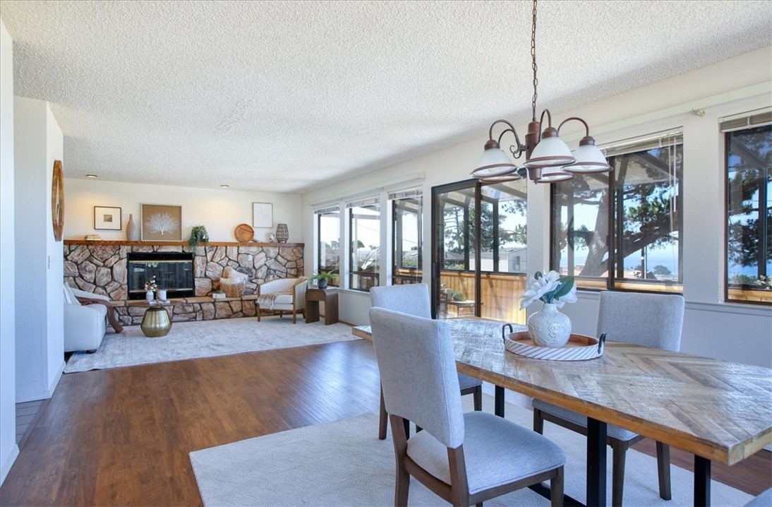 2098 Oxford Ave, Cambria, CA 93428