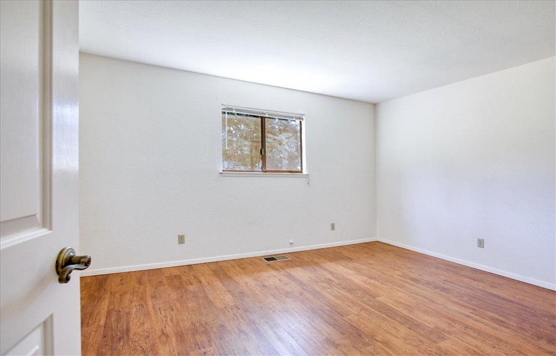 2098 Oxford Ave, Cambria, CA 93428