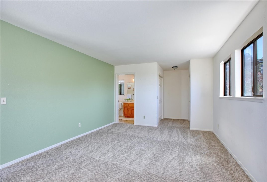 2098 Oxford Ave, Cambria, CA 93428