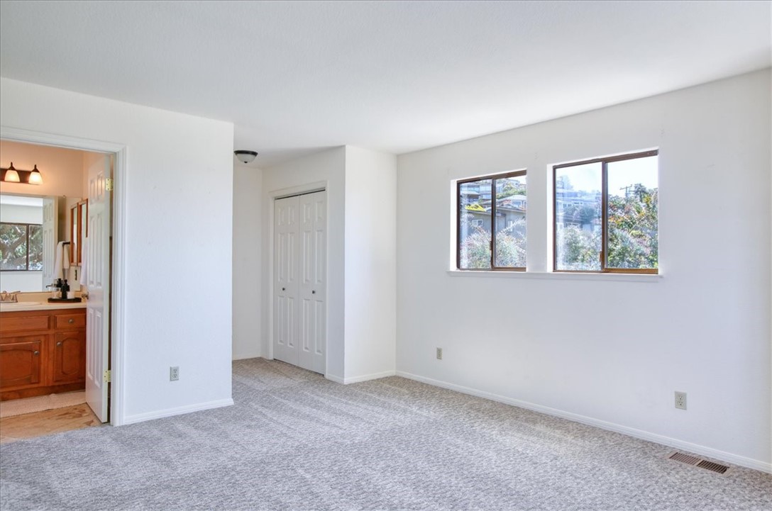2098 Oxford Ave, Cambria, CA 93428