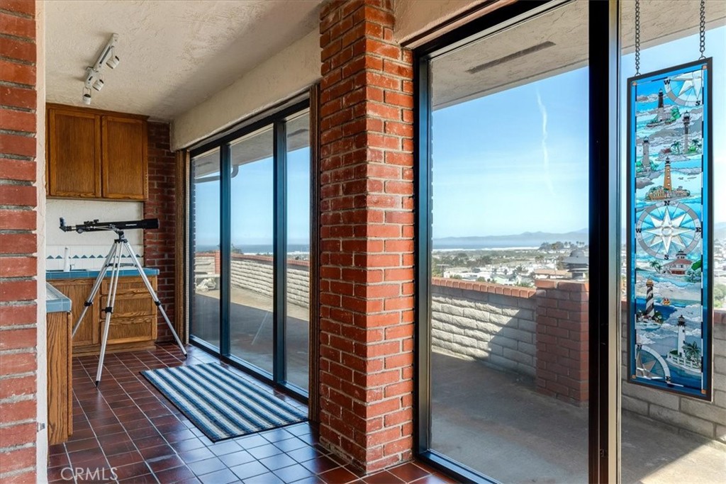 489 Sunset Ct, Morro Bay, CA 93442