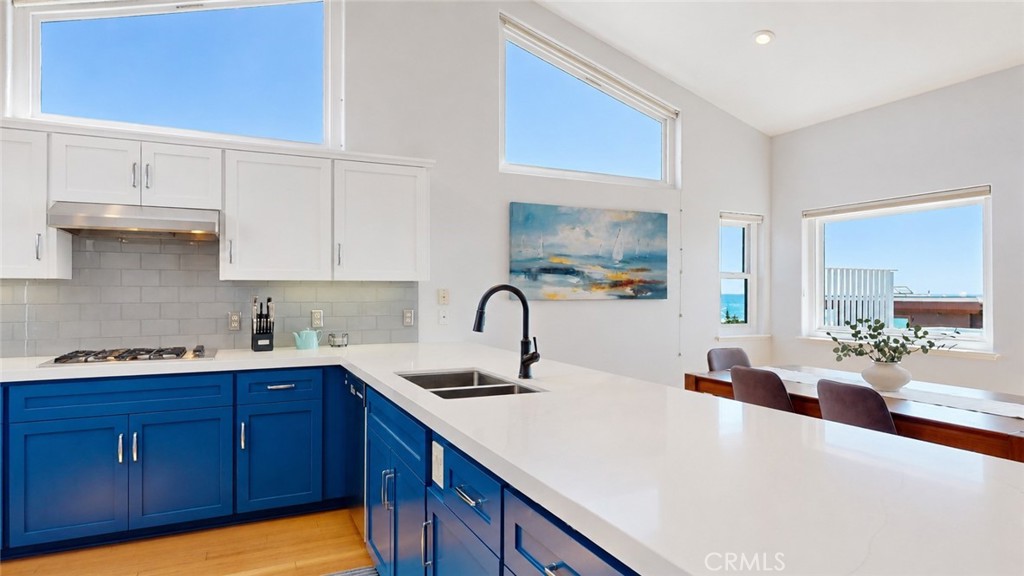 2111 Windsor Blvd, Cambria, CA 93428