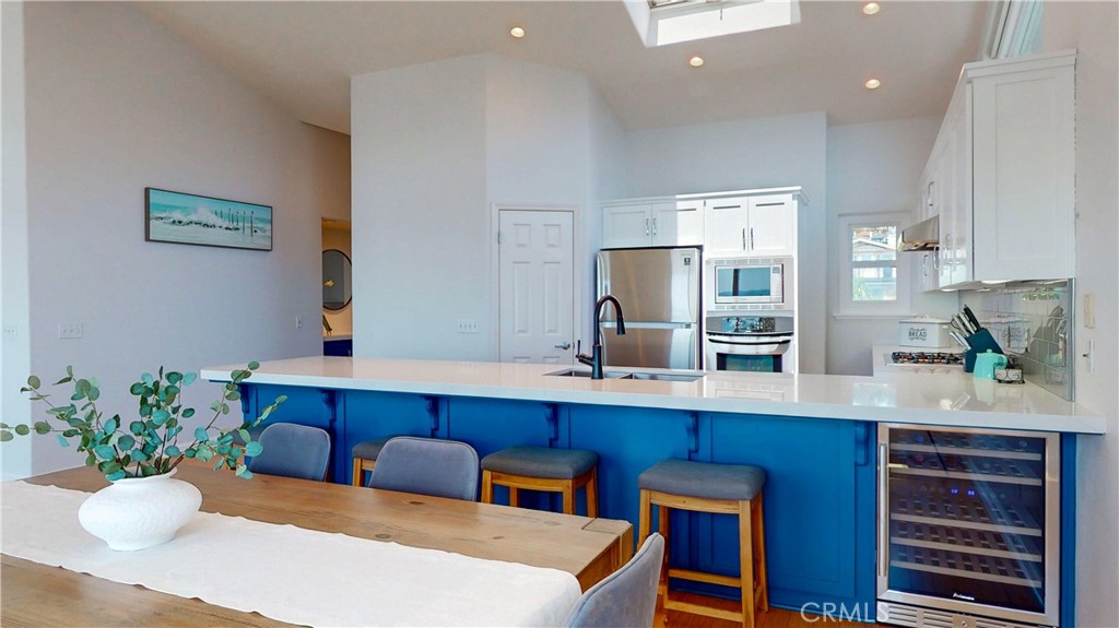 2111 Windsor Blvd, Cambria, CA 93428
