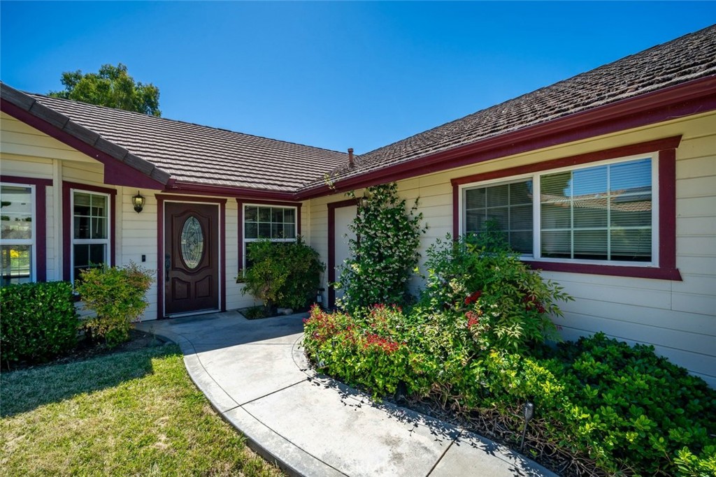 4834 Pintail Avenue, Paso Robles, CA 93446