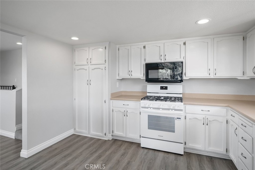 5675 Hermosilla Avenue, Atascadero, CA 93422