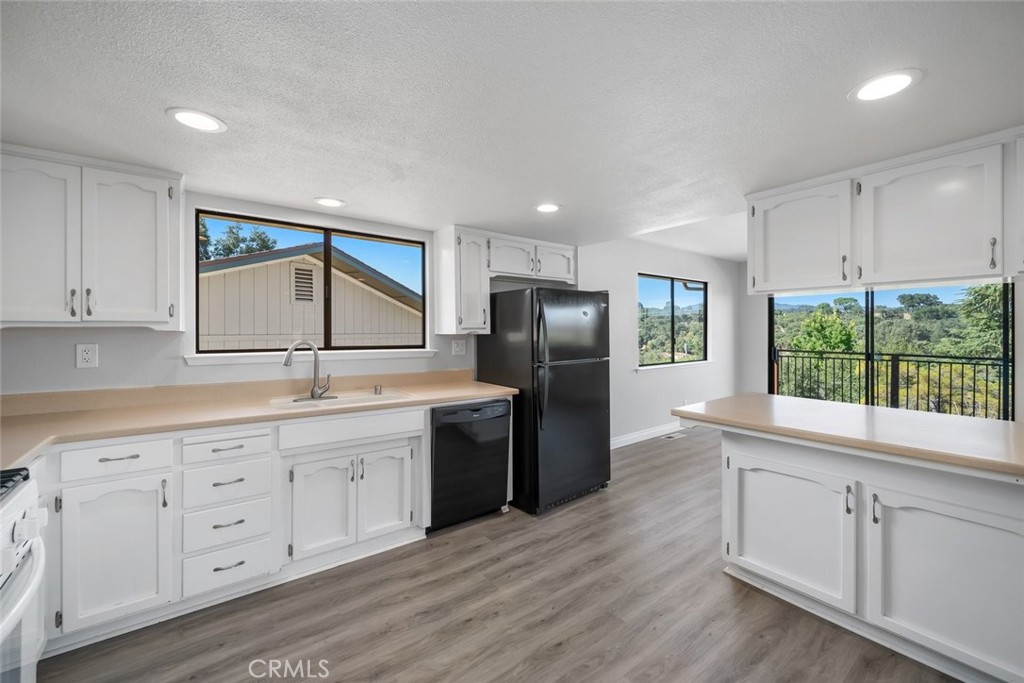 5675 Hermosilla Avenue, Atascadero, CA 93422