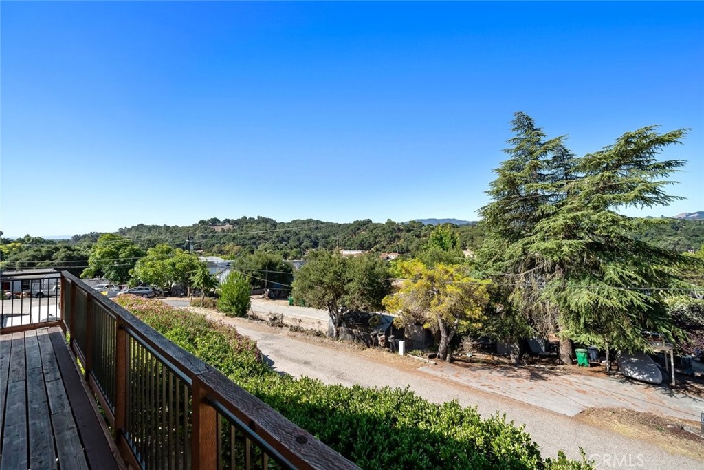 5675 Hermosilla Avenue, Atascadero, CA 93422