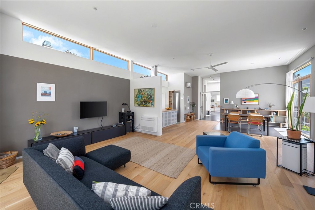 552 Perkins Ln, San Luis Obispo, CA 93401