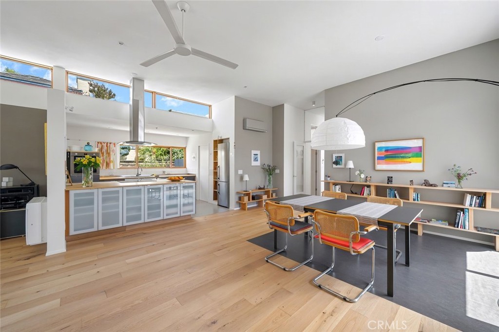 552 Perkins Ln, San Luis Obispo, CA 93401