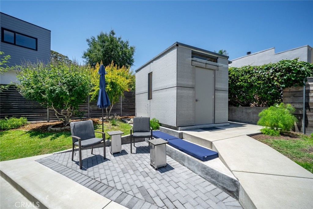 552 Perkins Ln, San Luis Obispo, CA 93401