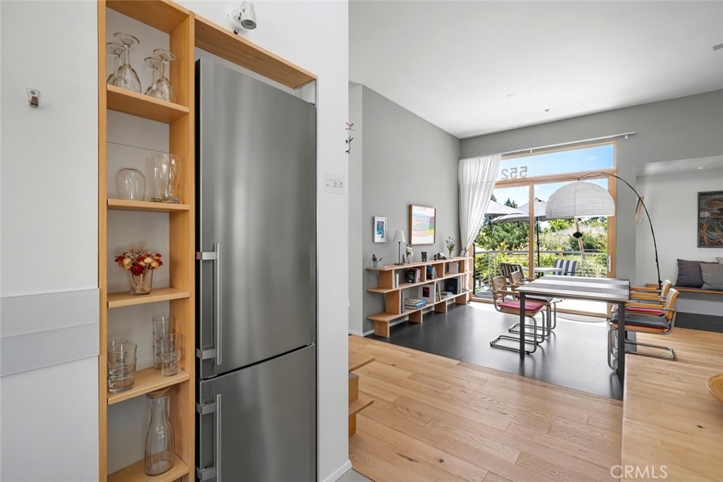 552 Perkins Ln, San Luis Obispo, CA 93401