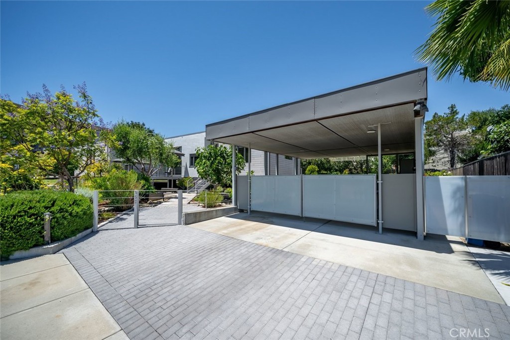 552 Perkins Ln, San Luis Obispo, CA 93401