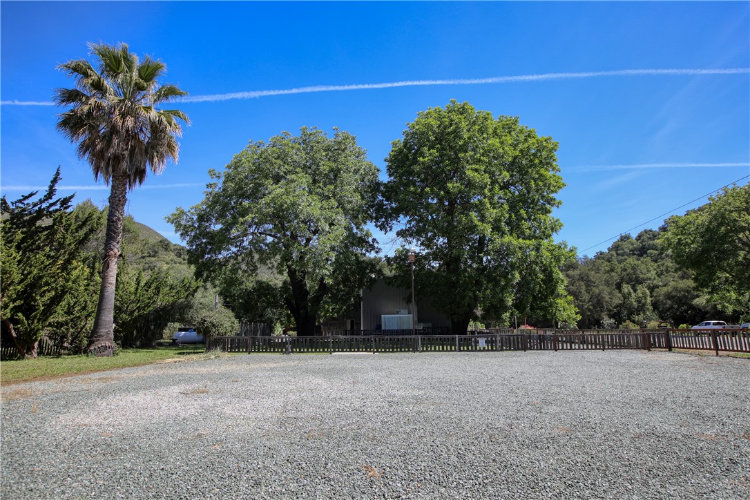 15050 Morro Road, Atascadero, CA 93422
