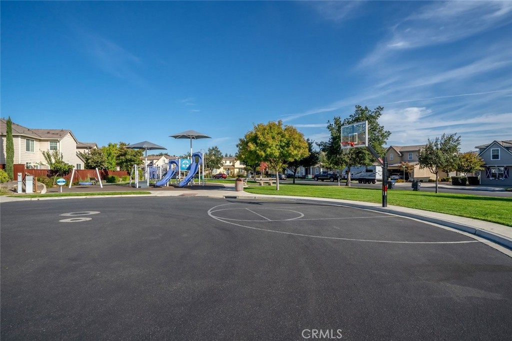 9111 Arbol Del Rosal, Atascadero, CA 93422