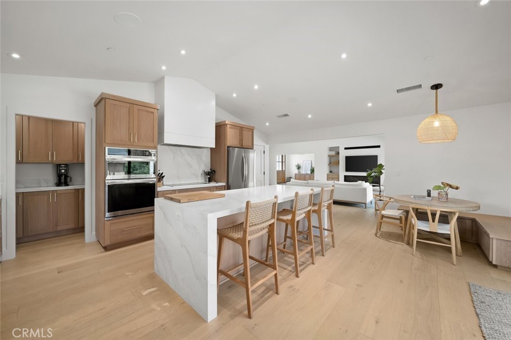 1090 Jordan Lane, Templeton, CA 93465