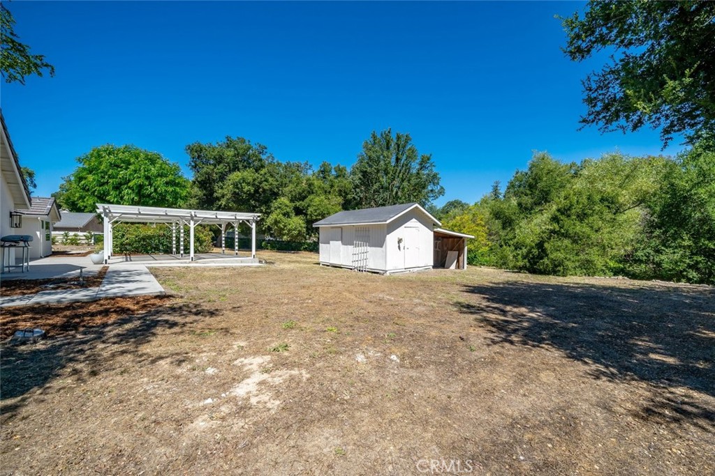 1090 Jordan Lane, Templeton, CA 93465