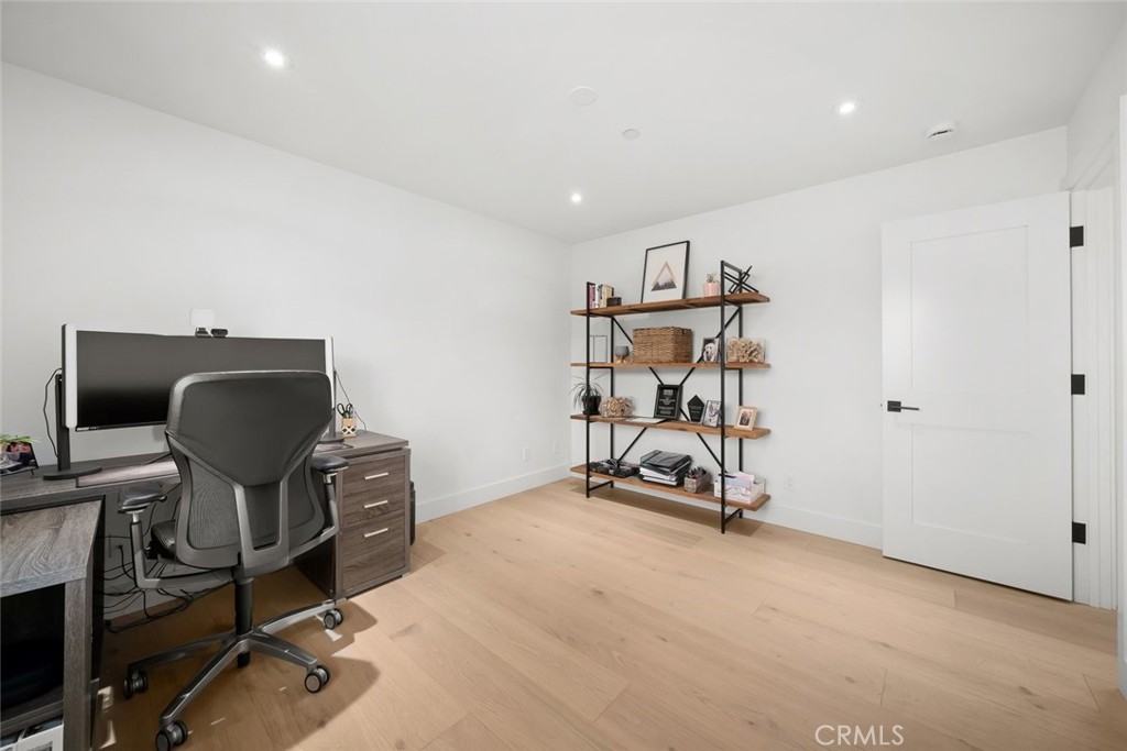 1090 Jordan Lane, Templeton, CA 93465