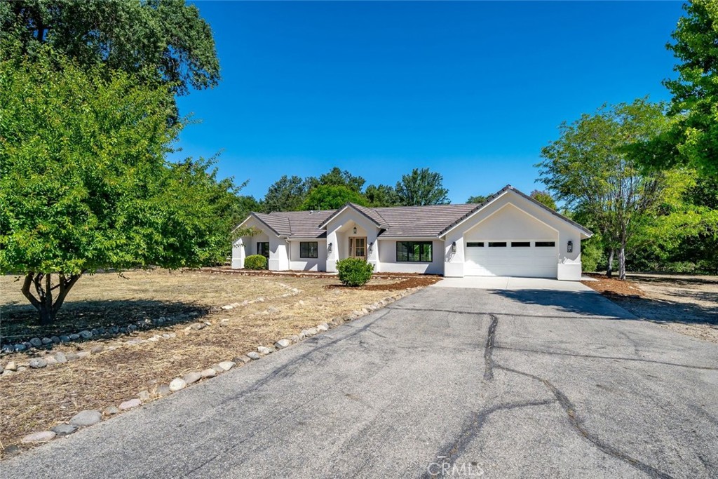 1090 Jordan Lane, Templeton, CA 93465