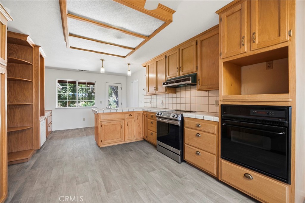 30745 Dorsey Dr, Exeter, CA 93221