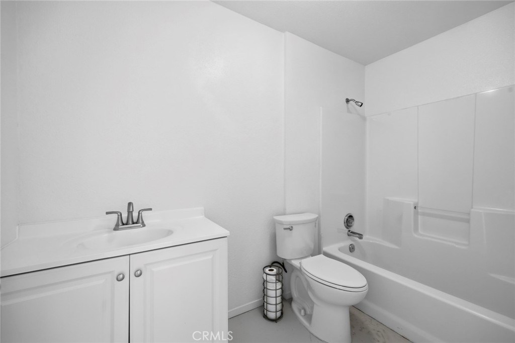 30745 Dorsey Dr, Exeter, CA 93221