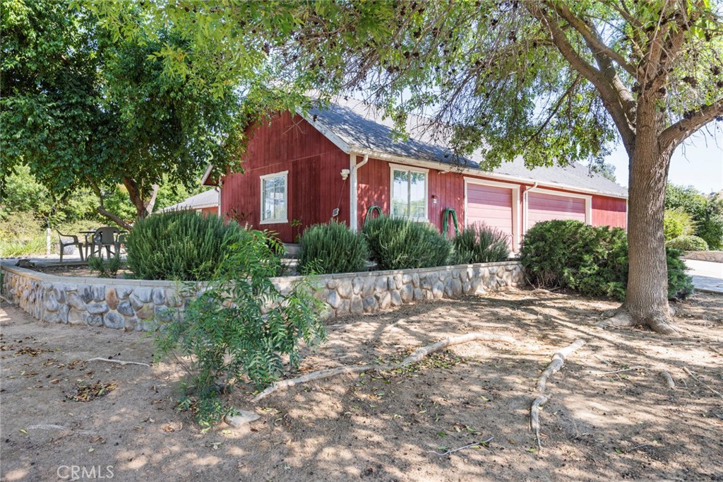 30745 Dorsey Dr, Exeter, CA 93221