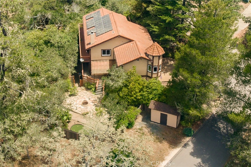 1951 Pierce Ave, Cambria, CA 93428