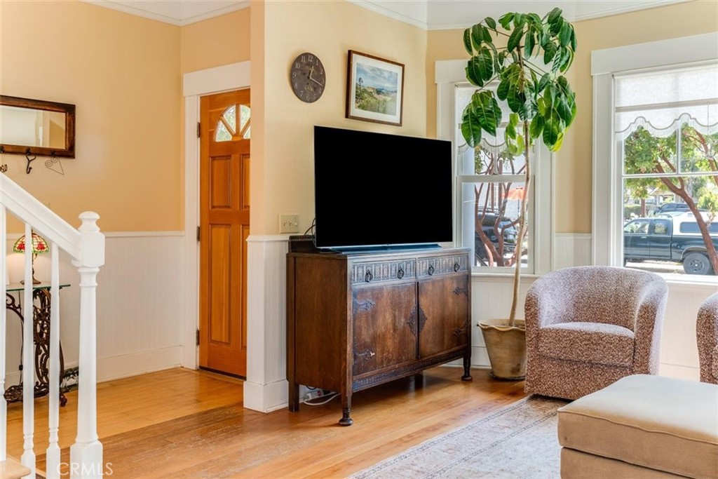 370 Islay, San Luis Obispo, CA 93401