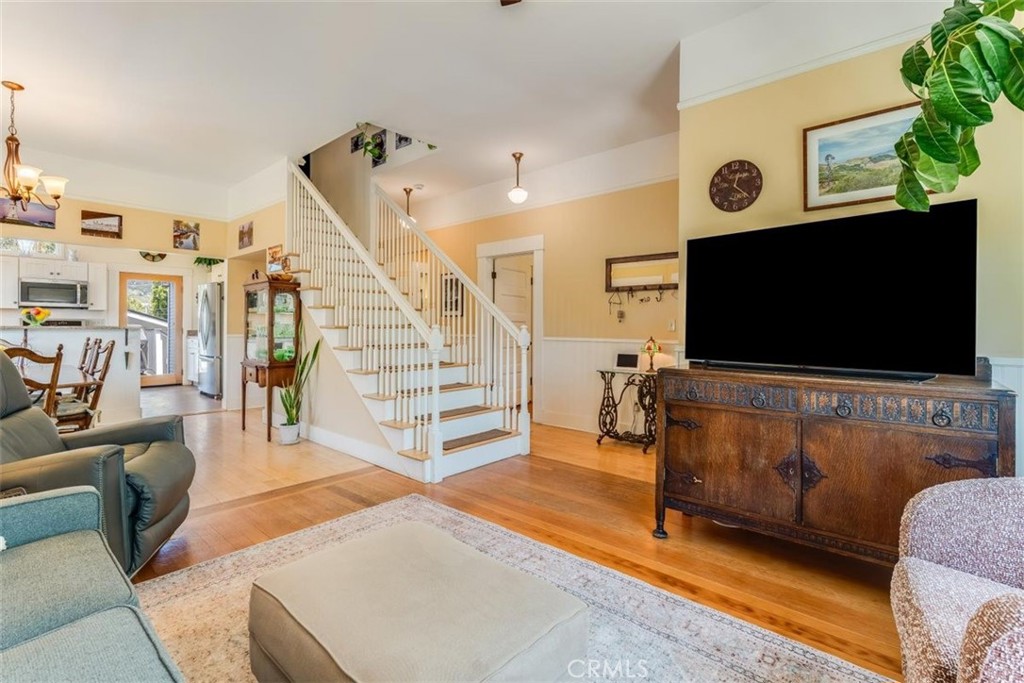 370 Islay, San Luis Obispo, CA 93401