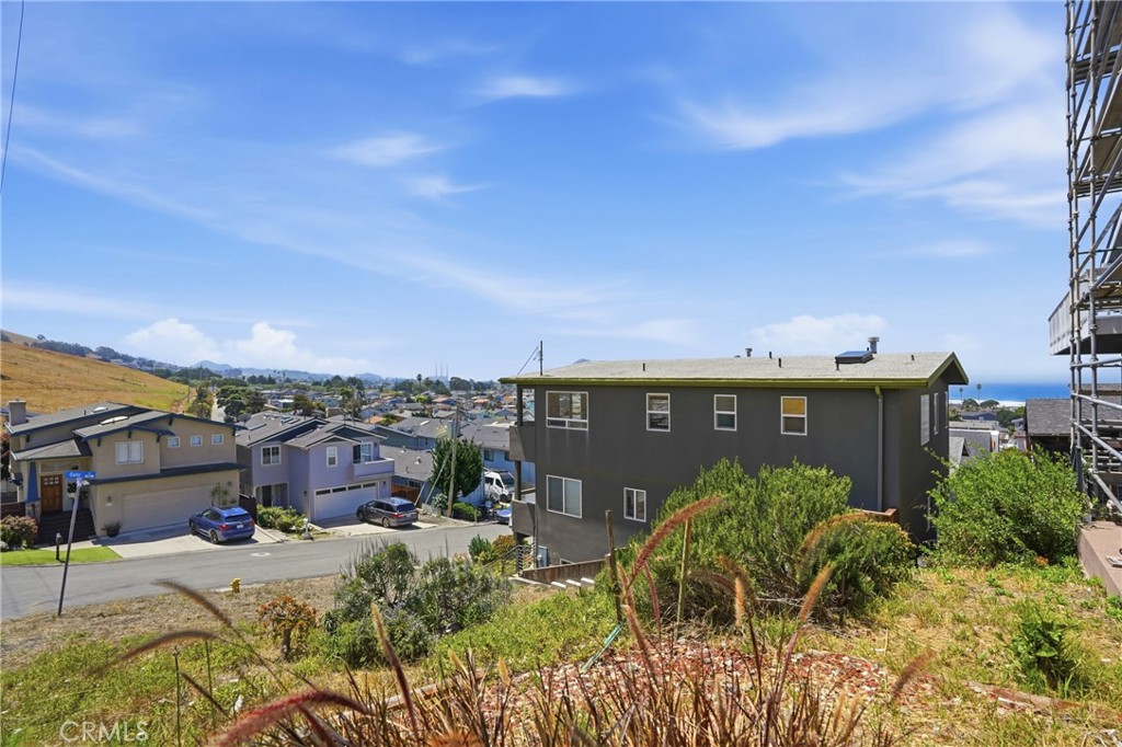 497 Oahu St, Morro Bay, CA 93442