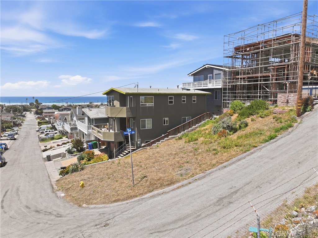 497 Oahu St, Morro Bay, CA 93442