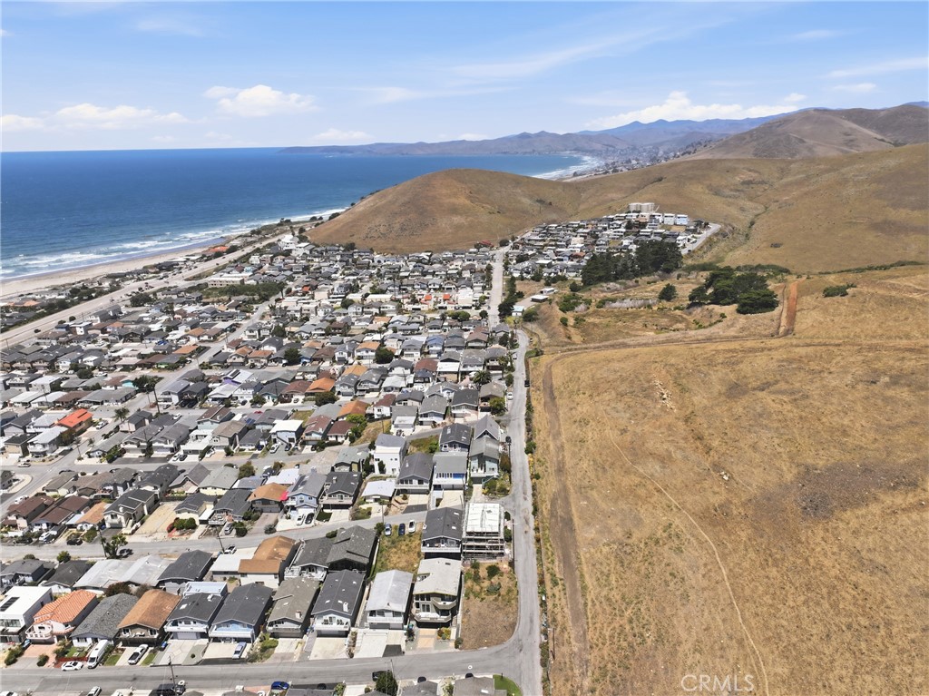 497 Oahu St, Morro Bay, CA 93442