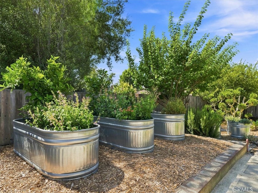 1345 Cecelia Ct, San Luis Obispo, CA 93401