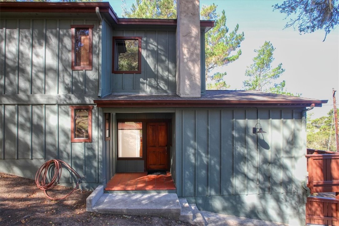 2550 Emerson Rd, Cambria, CA 93428