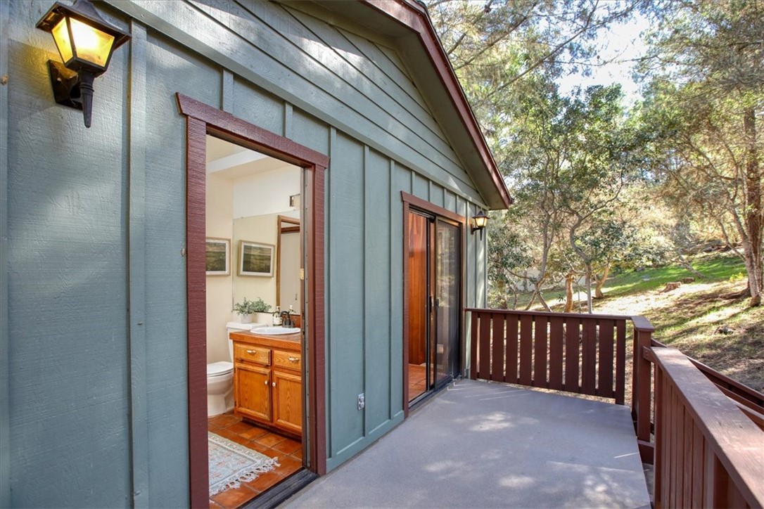 2550 Emerson Rd, Cambria, CA 93428