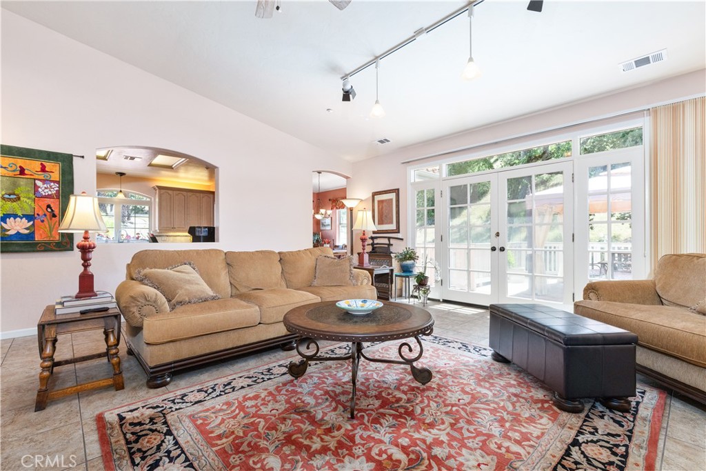 9905 Corriente, Atascadero, CA 93422