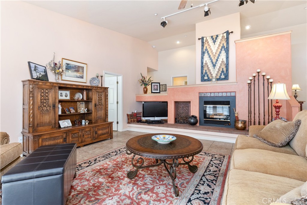 9905 Corriente, Atascadero, CA 93422