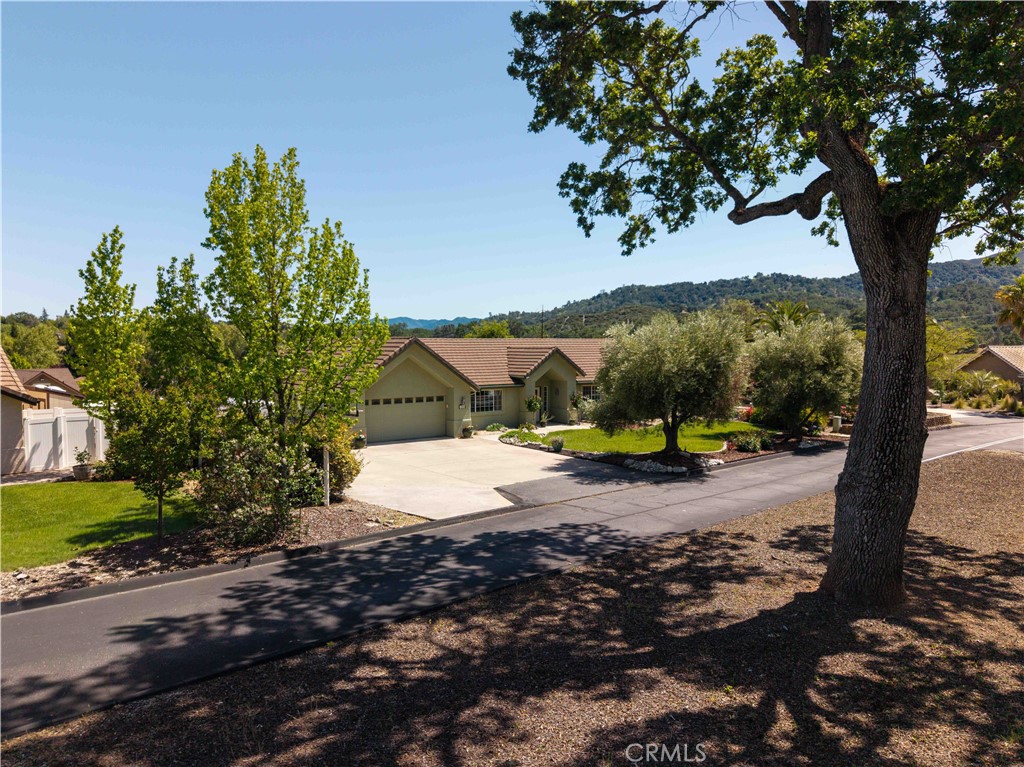 10968 Las Casitas, Atascadero, CA 93422