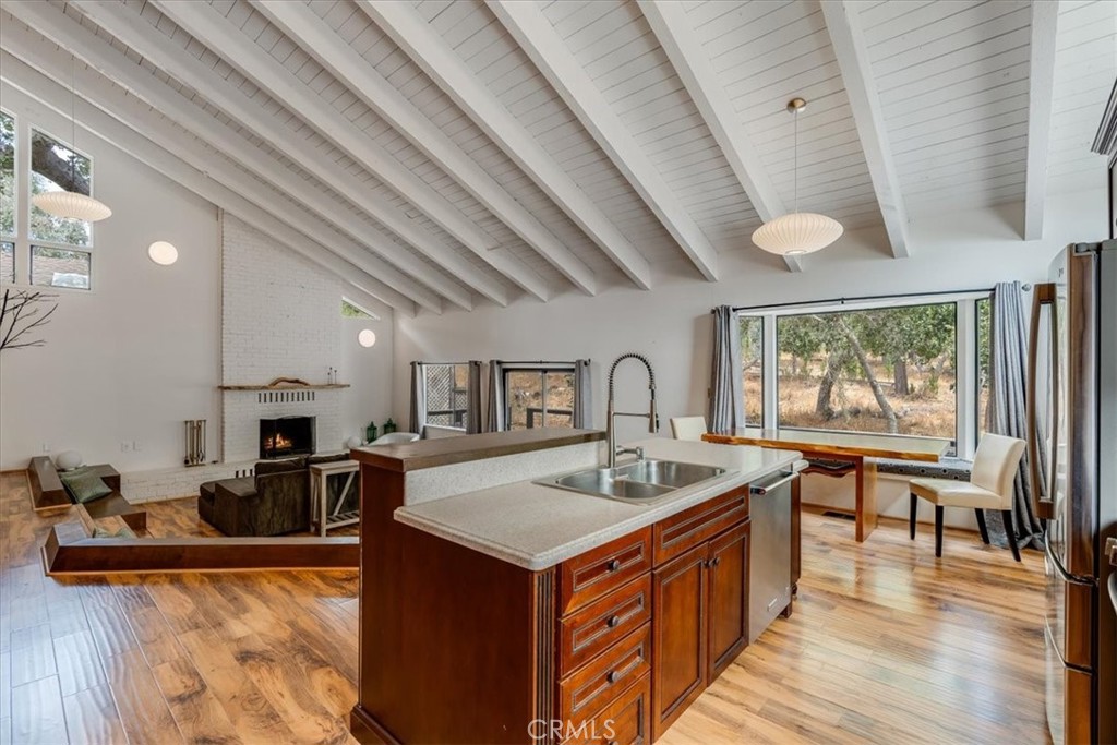 5950 Sunbury Ave, Cambria, CA 93428