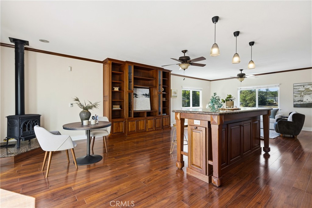 5781 Glenview, San Luis Obispo, CA 93401