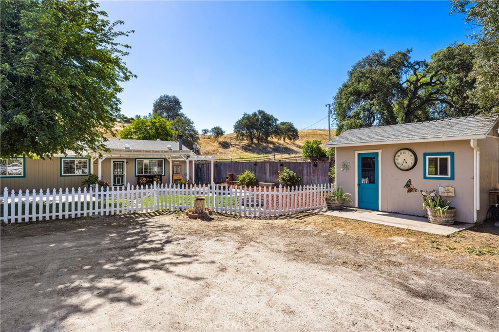 5920 Deer Creek, Paso Robles, CA 93446