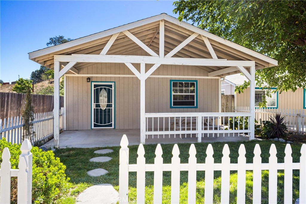 5920 Deer Creek, Paso Robles, CA 93446