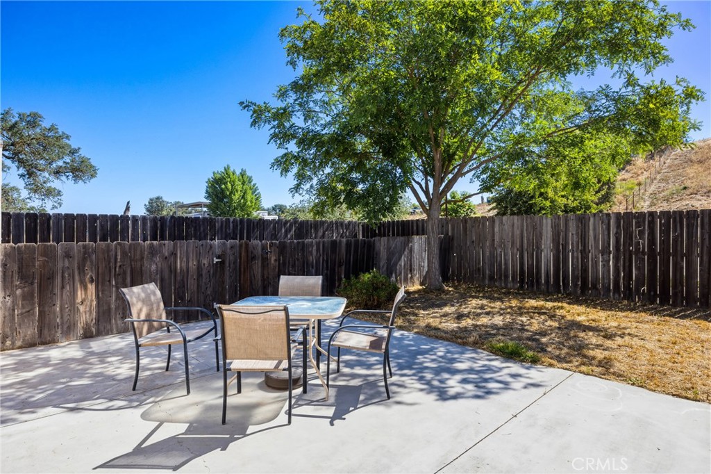 5920 Deer Creek, Paso Robles, CA 93446