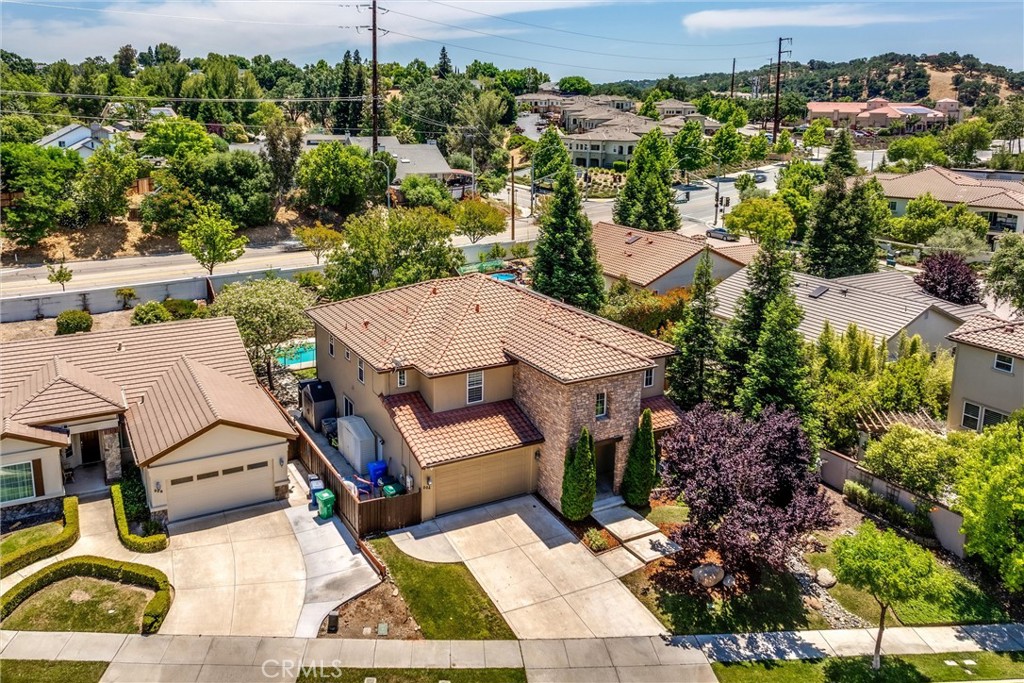 204 Vista Del Rio Ct, Paso Robles, CA 93446