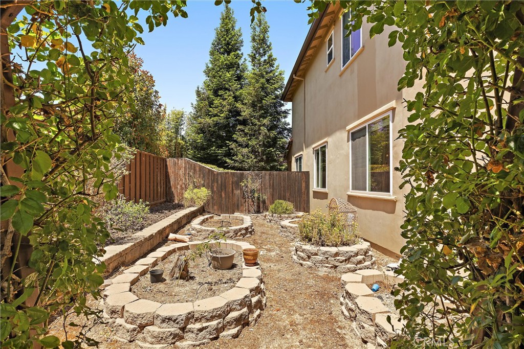204 Vista Del Rio Ct, Paso Robles, CA 93446