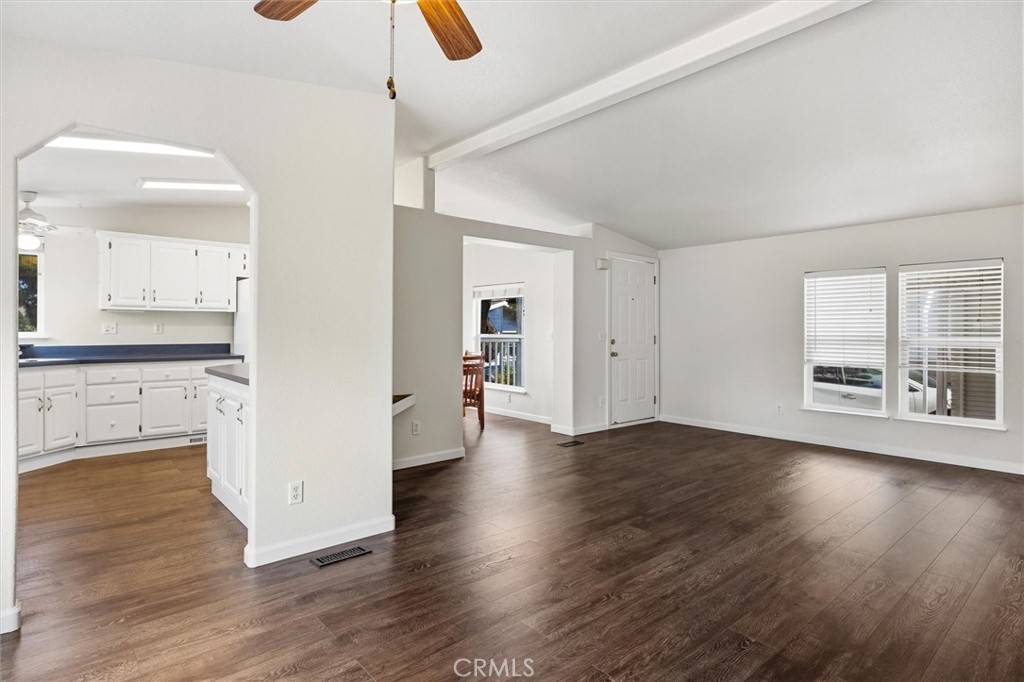 515 Aleppo Dr #14, Morro Bay, CA 93442