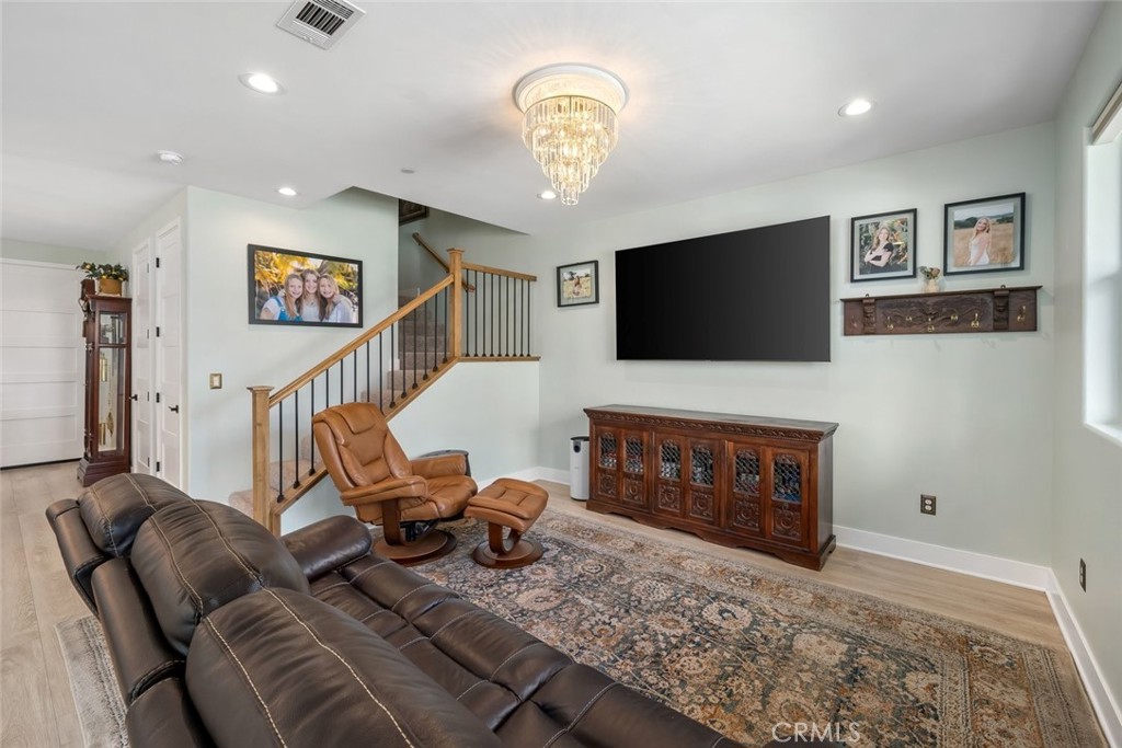 1225 Sponza Dr #1, San Luis Obispo, CA 93401